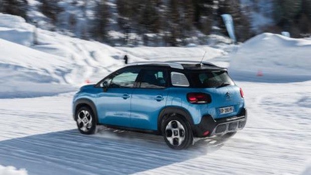 La tecnología de tu coche para sacar el máximo partido a un día de nieve y esquí