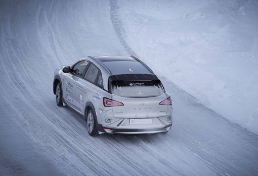 Un coche de hidrógeno purifica hasta 267,8 metros cúbicos de aire en un trayecto