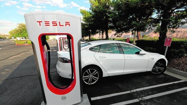Tesla retira casi medio millón de coches en Estados Unidos por problemas de seguridad