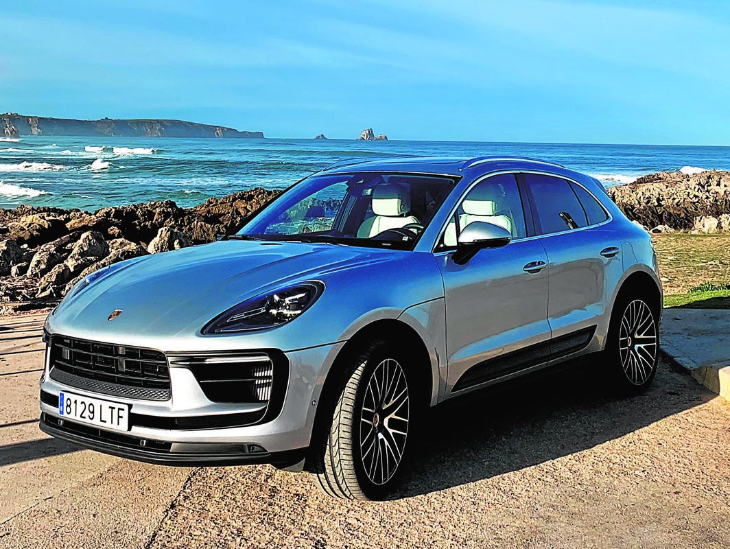 De ruta con el Porsche Macan GTS por el litoral más bonito de Cantabria