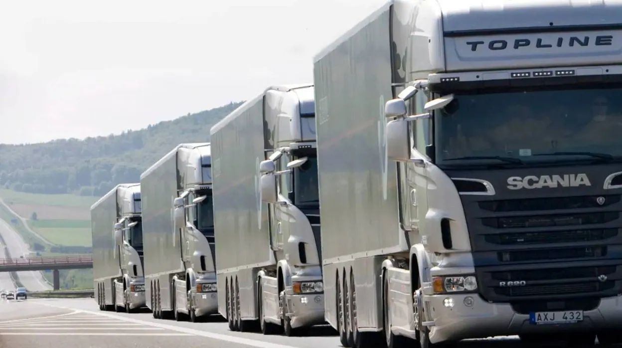 Los convoyes de camiones sin conductor, un paso más cerca de la realidad