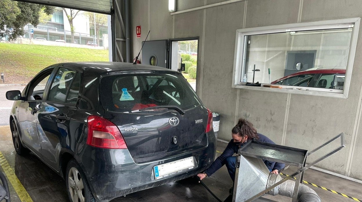 Cómo superar la prueba de emisiones en la ITV según el coche que tengas