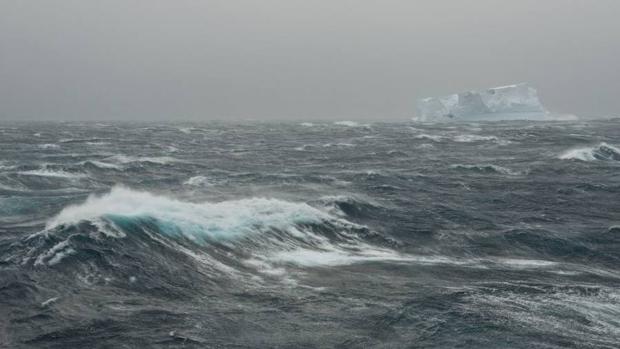 Un enorme glaciar antártico amenaza con elevar 3 metros el nivel del mar