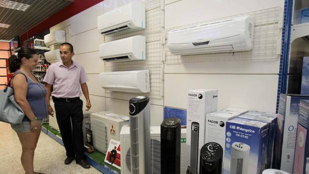 Cómo ahorrar sin dejar de usar los cinco electrodomésticos que más consumen