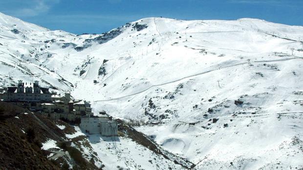 El polvo sahariano acelera la fusión de la nieve en la península Ibérica