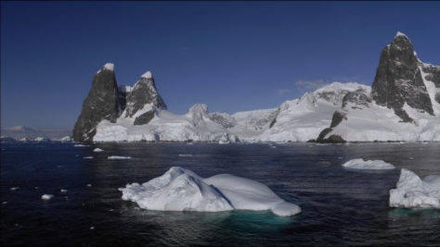 El 60% de la nieve que cae cada año sobre la Antártida procede de unas pocas tormentas extremas