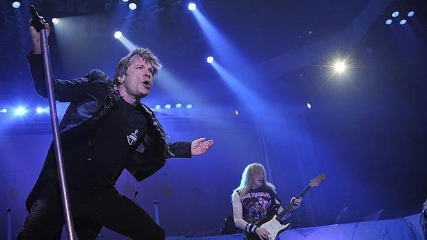 El grupo Iron Maiden, durante una actuación