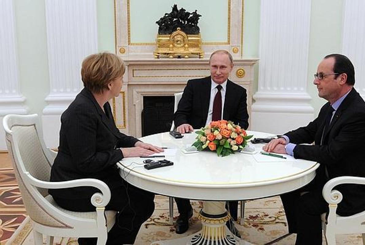 Merkel, Putin y Hollande, durante una reunión en el Kremlin