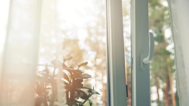 El alto coste de no ventilar la casa para ahorrar en calefacción este invierno