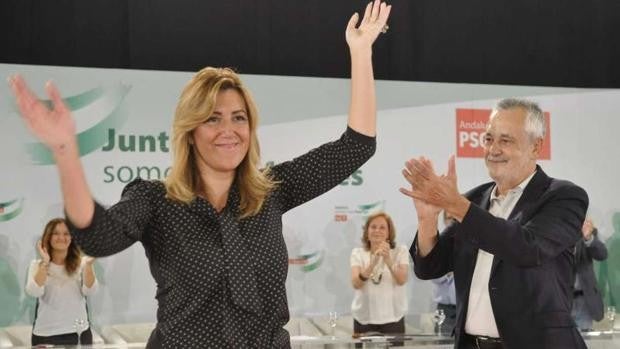 Susana Díaz pasa de sacrificar a Griñán a firmar su indulto tras la condena del caso ERE