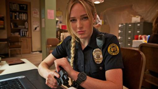 Caity Lotz como la teniente Kirstan Landry de Death Valley