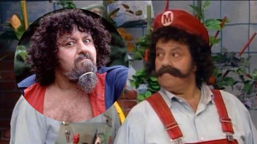 Lou Albano como el mismo y como Mario Bros