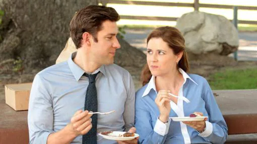 Jim y Pam son pareja en 'The Office'.