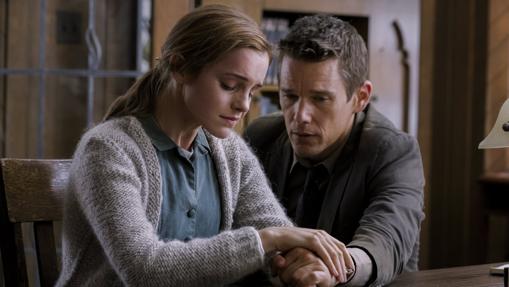 Emma Watson y Ethan Hawke protagonizan 'Regression'.