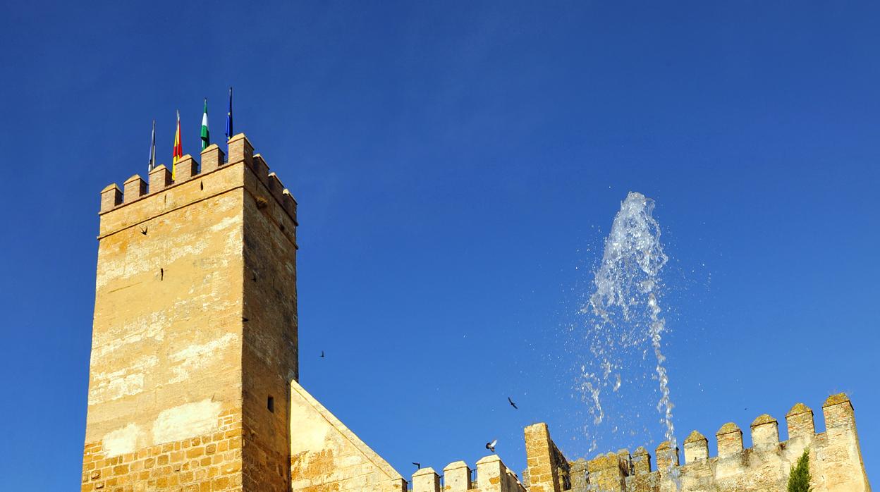 Alcázar Puerta de Sevilla