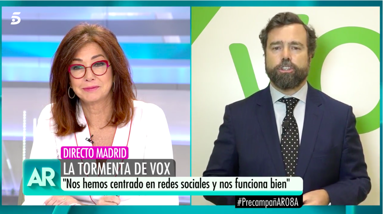 Ana Rosa Quintana e Iván Espinosa en 'El programa de Ana Rosa'.