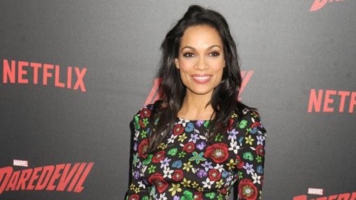 Rosario Dawson en la presentación de Daredevil