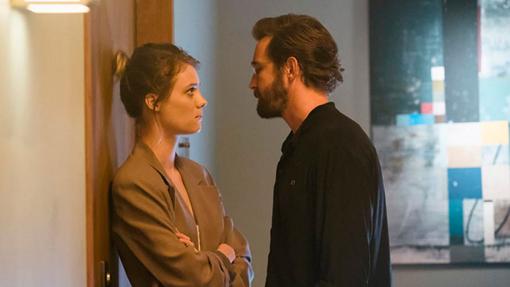 Dos de los protagonistas de Halt and Catch Fire