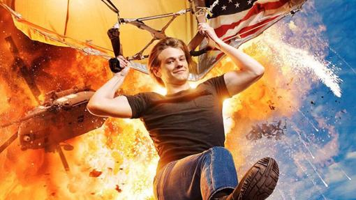 Lucas Till es el encargado de interpretar a la versión actual de MacGyver