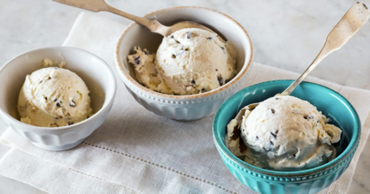 Descubre cómo preparar los mejores helados sin salir de casa con estas heladeras