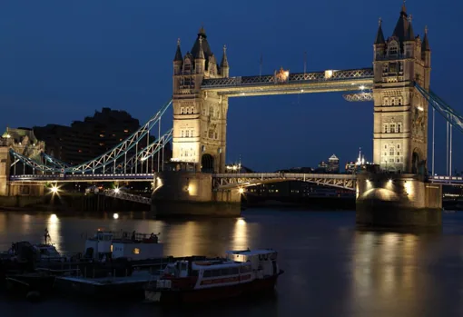 El Puente de Londres es uno de los grandes iconos de la ciudad y uno de los monumentos que no hay que perderse. / Pixabay