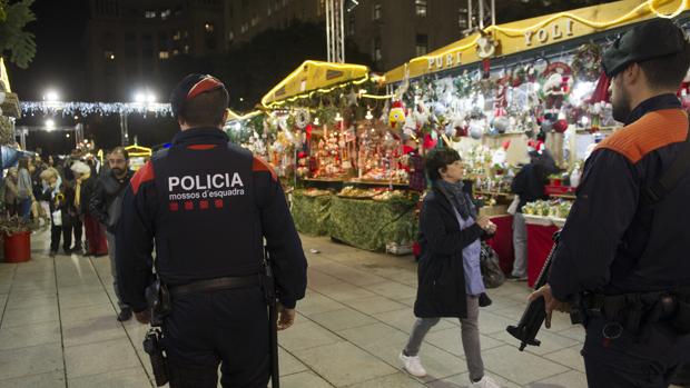 Cada policía en su sitio