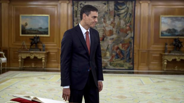 El líder del PSOE, Pedro Sánchez, prometió este sábado ante el Rey el cargo de presidente del Gobierno