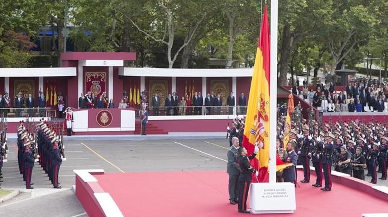 Indígenas, patrias y zapatos