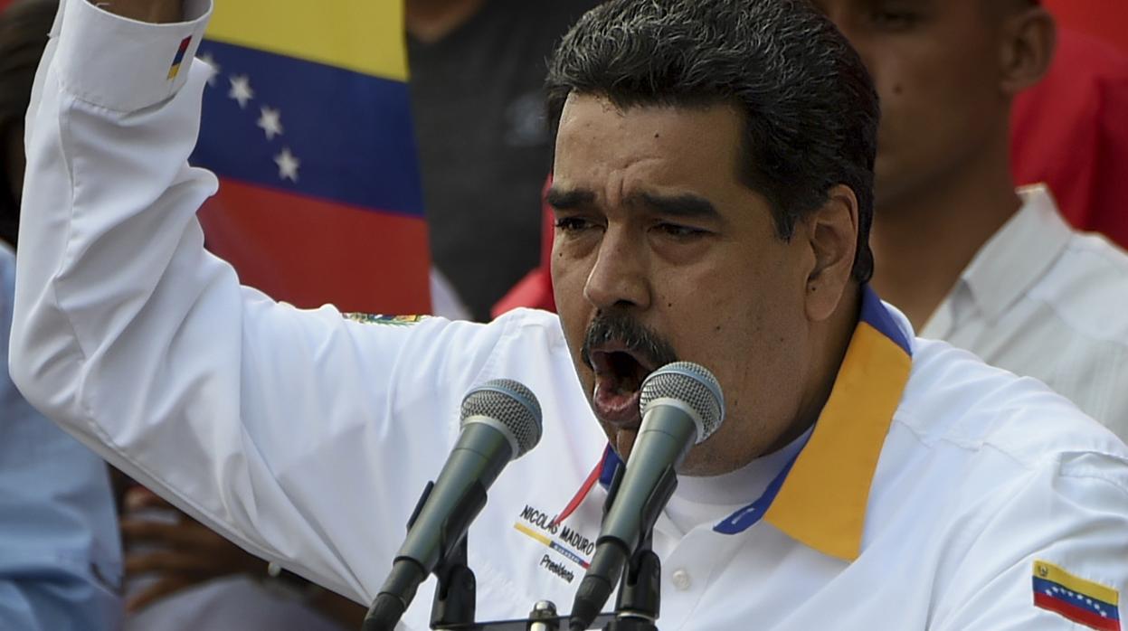 Maduro, a la desesperada, amenaza a Guaidó
