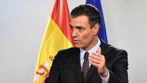 Sánchez no oculta su debilidad