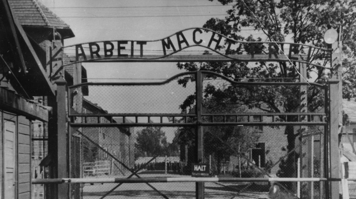 Margaritis Schinas: Auschwitz: el recuerdo no basta