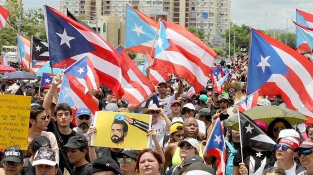 Efraín Vázquez Vera: La maraña puertorriqueña