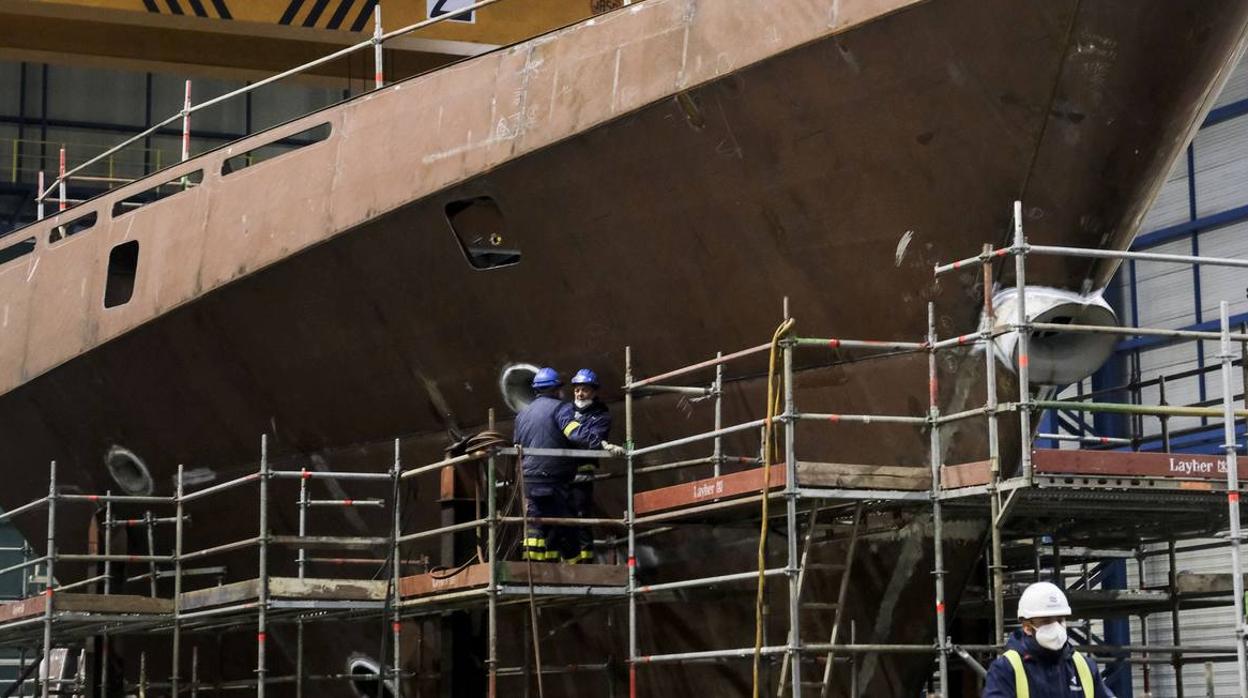 La Voz de Cádiz: Los astilleros no viven de promesas