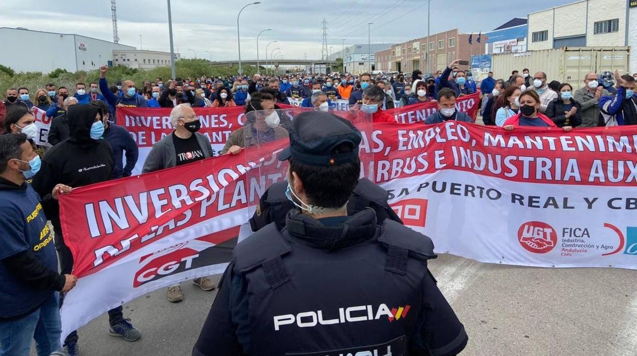 Cabecera de la manifestación de Airbus celebrada el pasado miércoles y que acabó en caos.