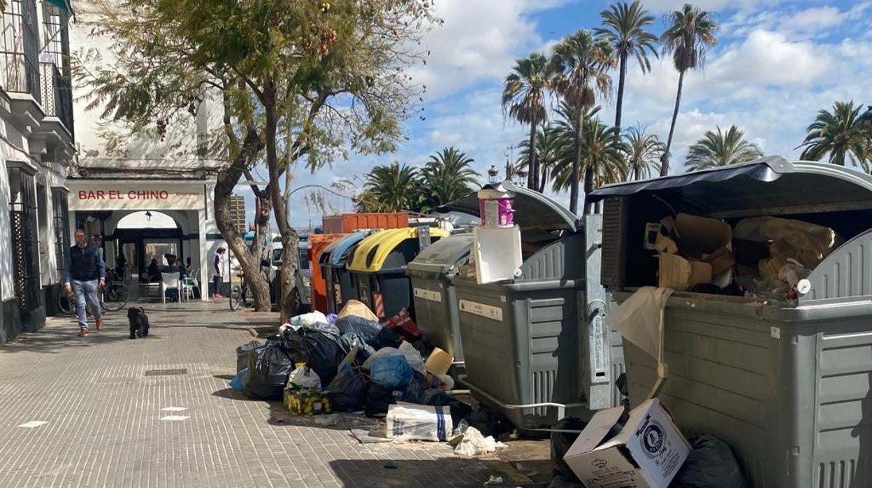 La Voz de Cádiz: Una huelga que daña a terceros