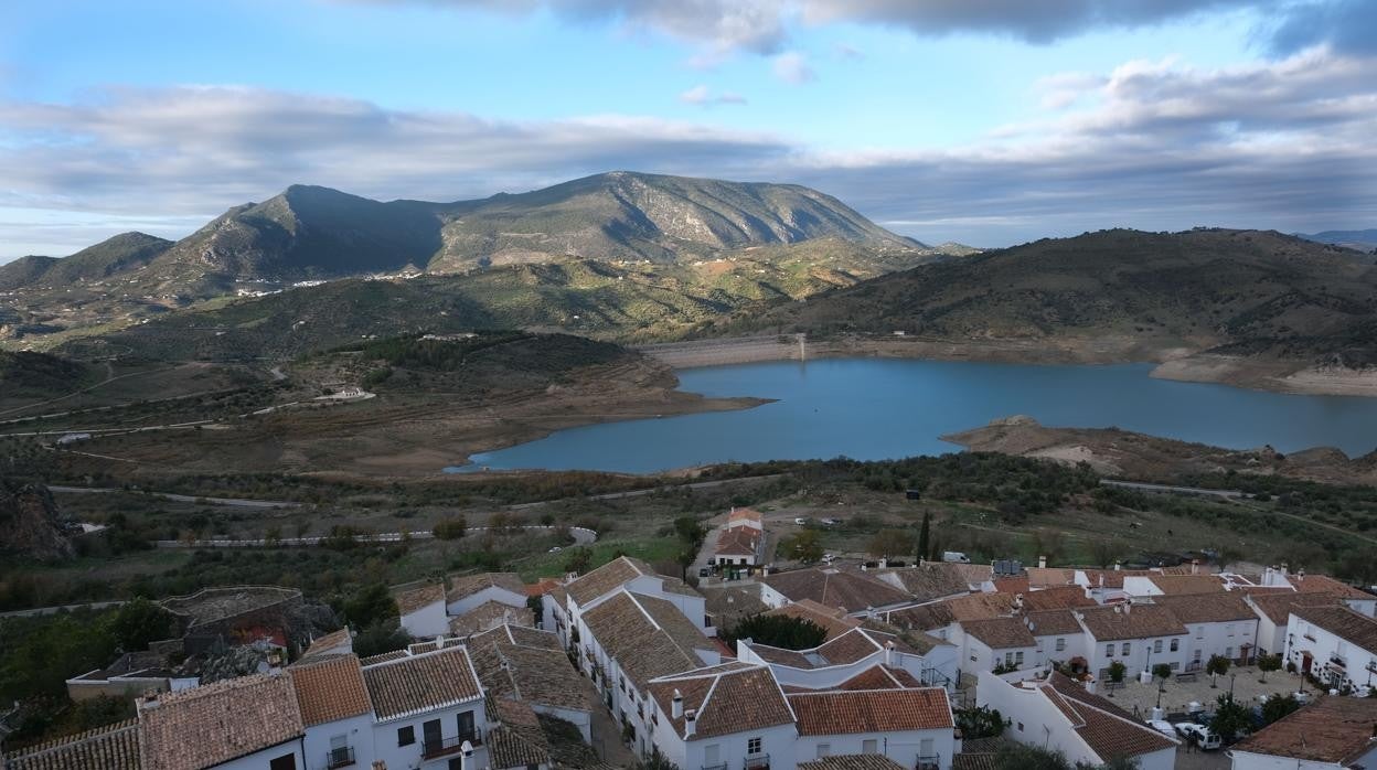 Zahara de la Sierra ha sido declarado esta semana Municipio Turístico Andaluz.