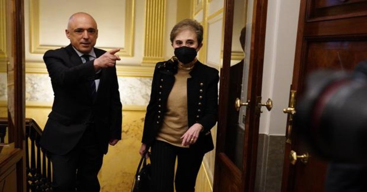 Ignacio Ruiz-Quintano: Un dedo de Estado