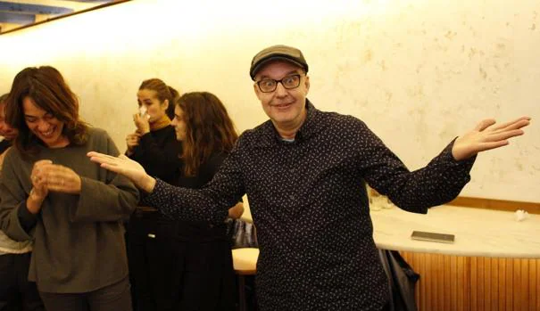 Juanjo Giménez festeja, ayer en Barcelona, su nominación al Oscar por Timecode
