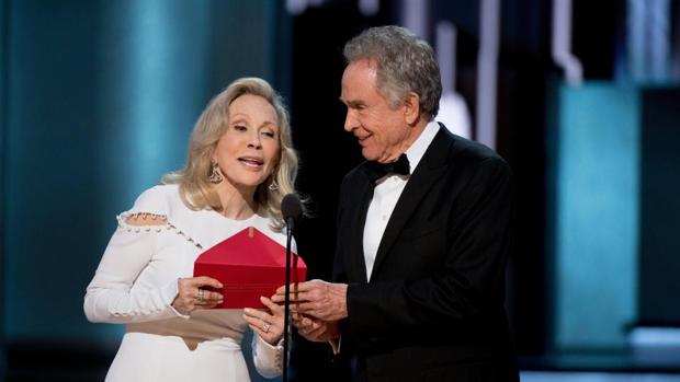 Faye Dunaway habla por primera vez del error de los Oscar: «Podría haberlo evitado»