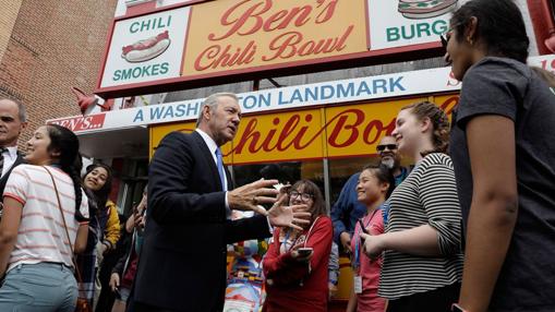 El fotógrafo de Obama ficha por Netflix para capturar al presidente más maquiavélico de la ficción