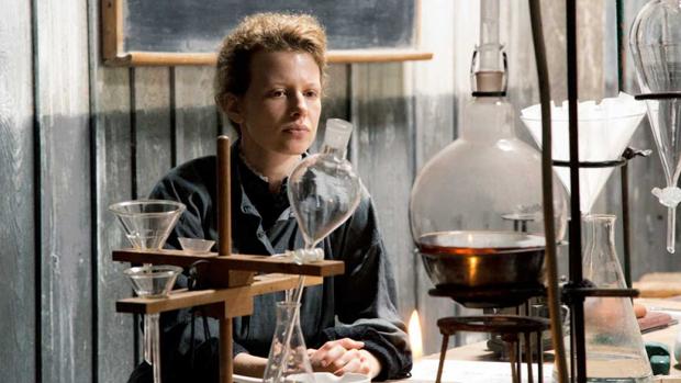 Marie Curie (**): La mujer de «monsieur» Curie
