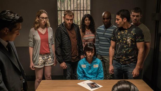 Casi medio millón de usuarios de Netflix amenazan con darse de baja tras la reciente cancelación de «Sense8»