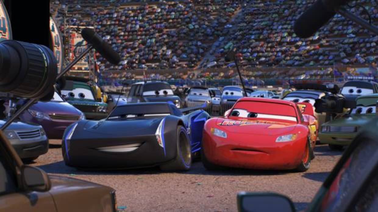 Descubre los personajes principales de «Cars 3»