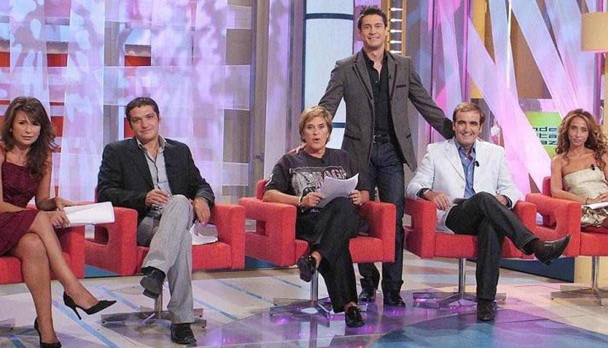 Gema López, Gustavo gonzález, Chelo García Cortés, Jaime Cantizano, Antonio Montero y María Patiño