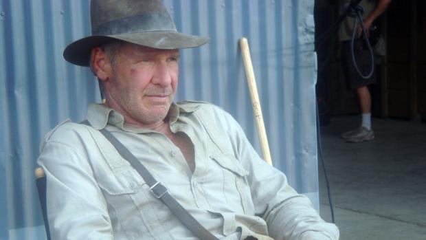 El futuro de Indiana Jones será femenino: Spielberg anuncia que una mujer tomará el relevo de Harrison Ford