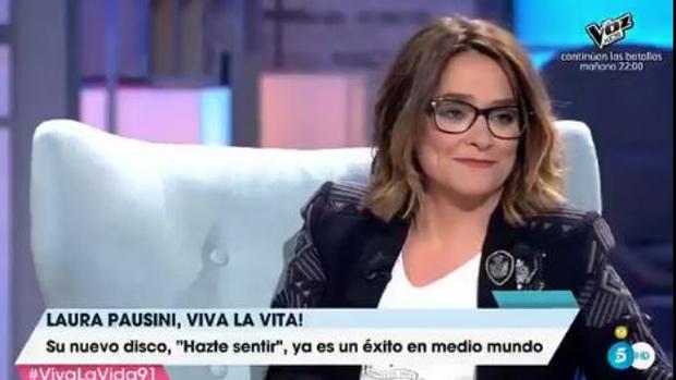 Laura Pausini saca del armario a Toñi Moreno en directo