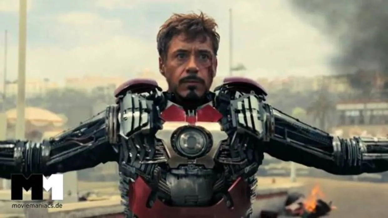 Robert Downey Jr con la armadura de «Iron Man»