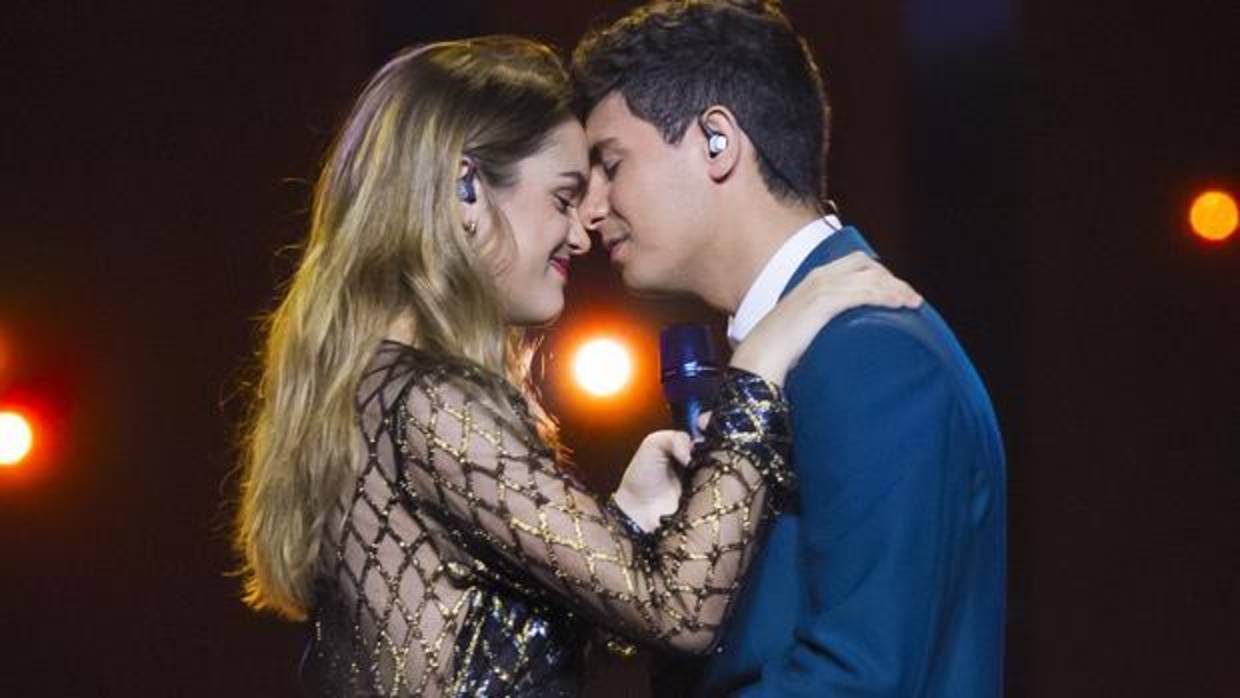 Amaia y Alfred ensayando para su actuación en la final del Festival de Eurovisión 2018