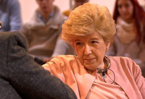 Pilar Urbano, en «Chester»