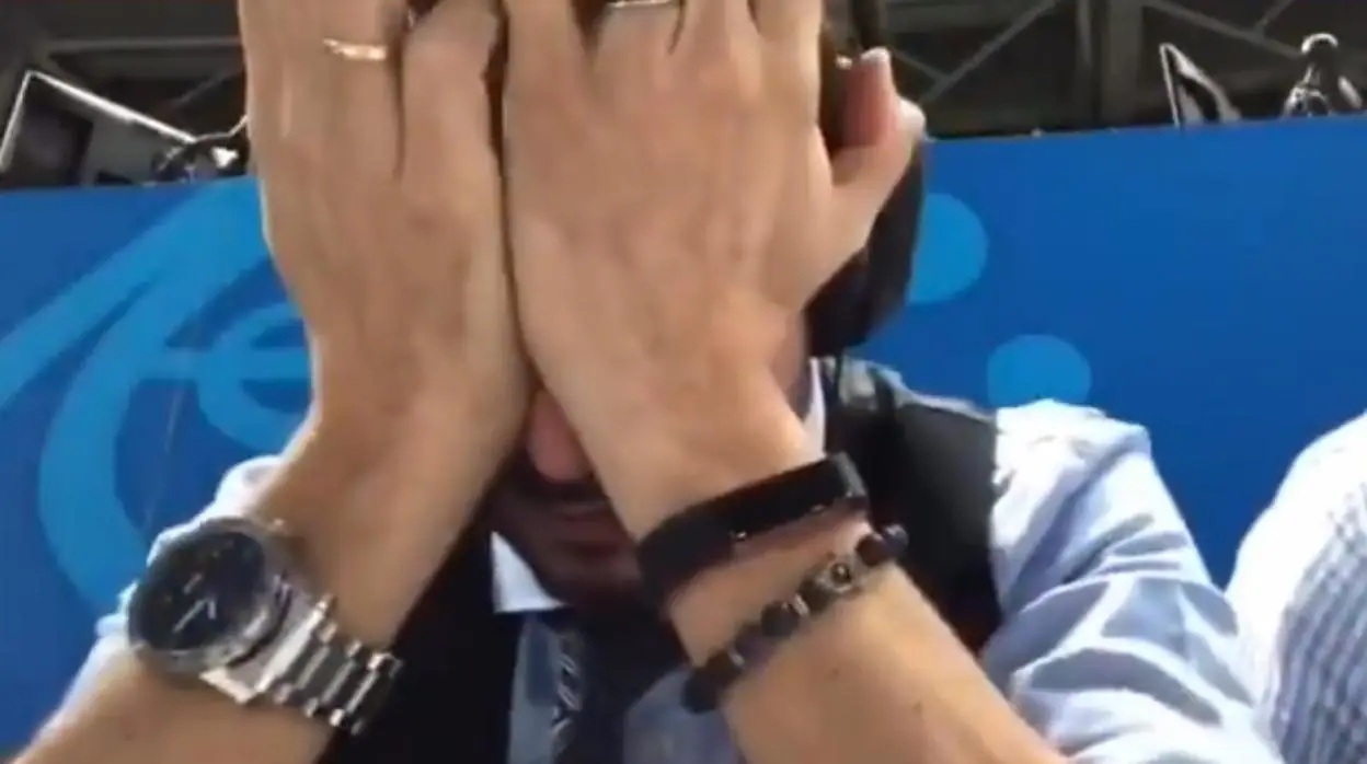 El narrador Pablo Giralt rompe a llorar tras cantar el gol de Argentina ante Nigeria en el Mundial de Rusia 2018
